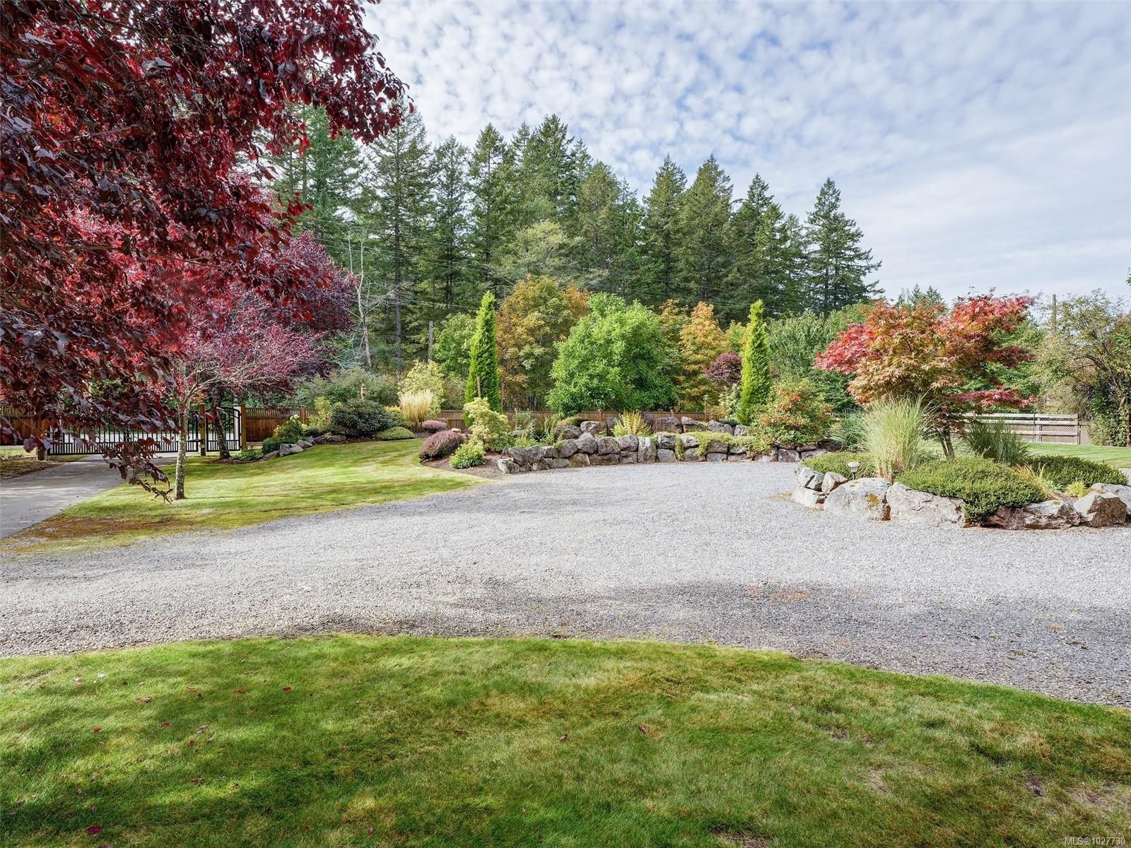 









6583


Wallace

Dr,
Central Saanich,




BC
V8M 1J8

