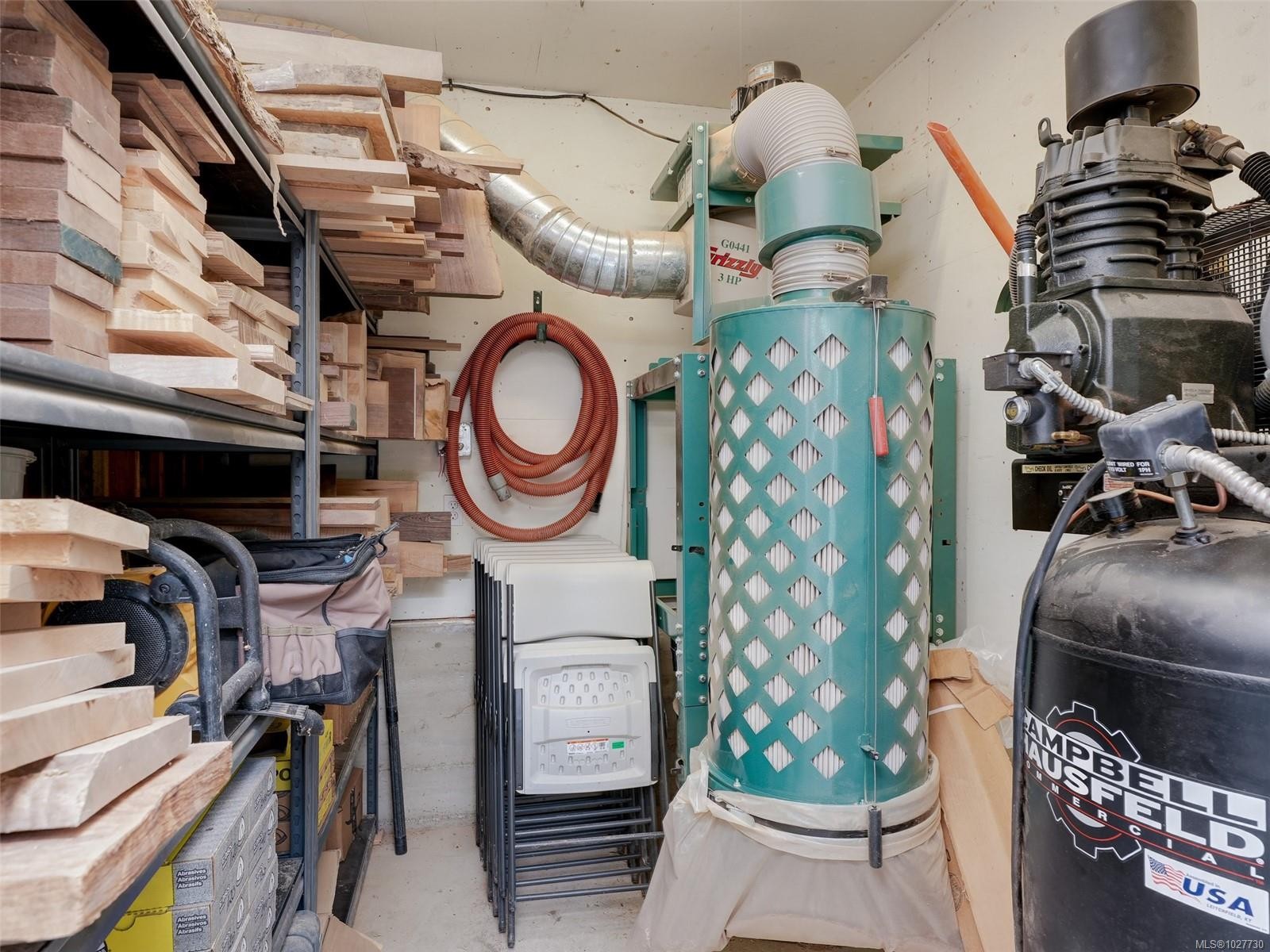 









6583


Wallace

Dr,
Central Saanich,




BC
V8M 1J8

