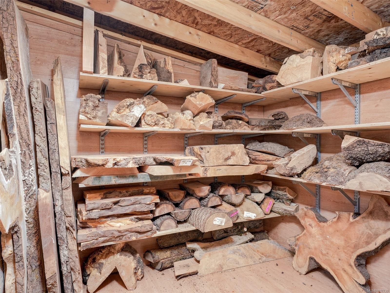 









6583


Wallace

Dr,
Central Saanich,




BC
V8M 1J8

