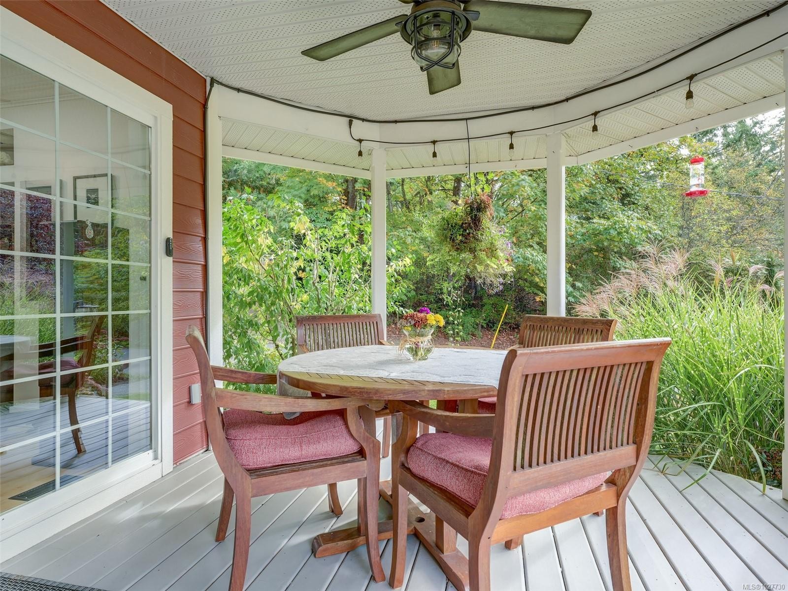 









6583


Wallace

Dr,
Central Saanich,




BC
V8M 1J8

