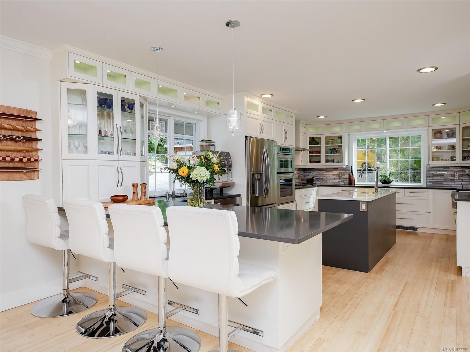 









6583


Wallace

Dr,
Central Saanich,




BC
V8M 1J8

