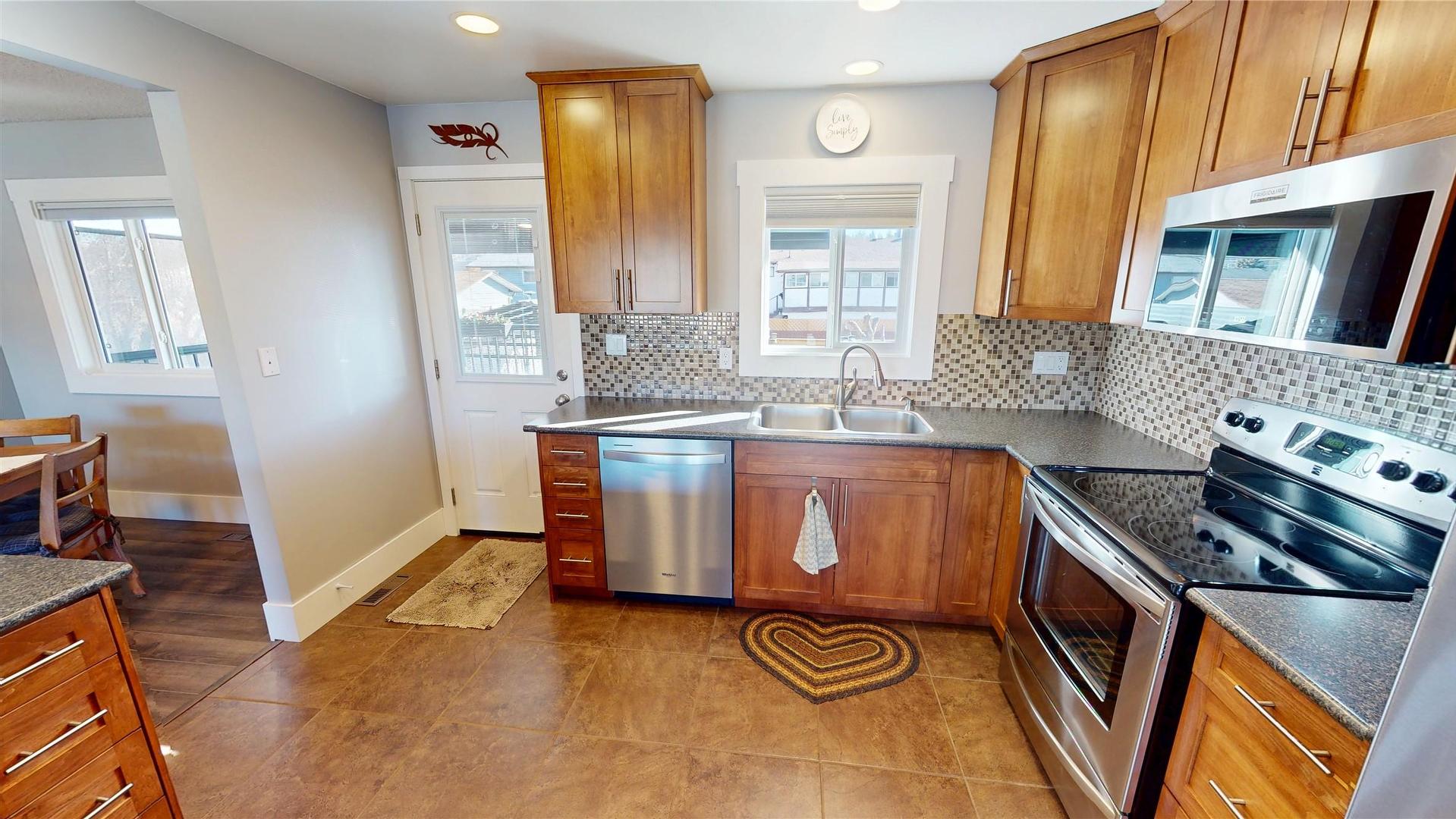 









320


22nd

Avenue,
Cranbrook,




BC
V1C 5K8

