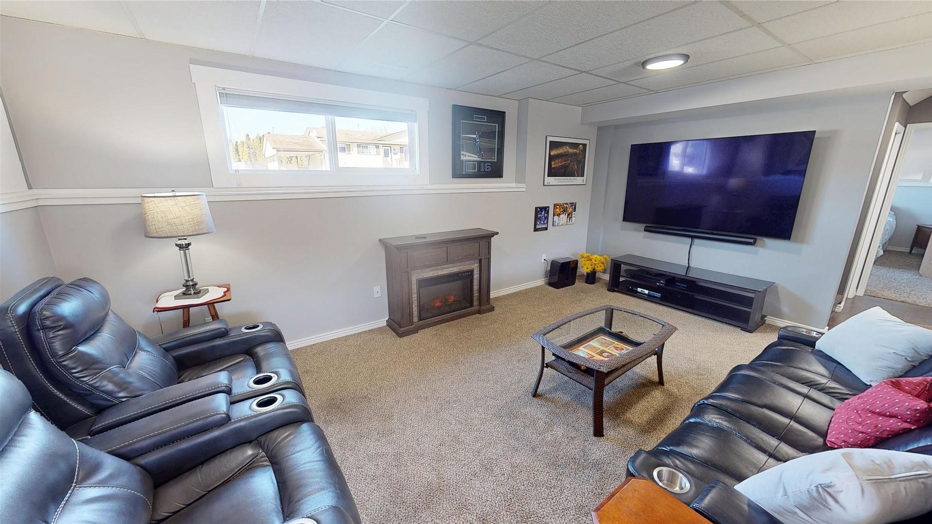 









320


22nd

Avenue,
Cranbrook,




BC
V1C 5K8

