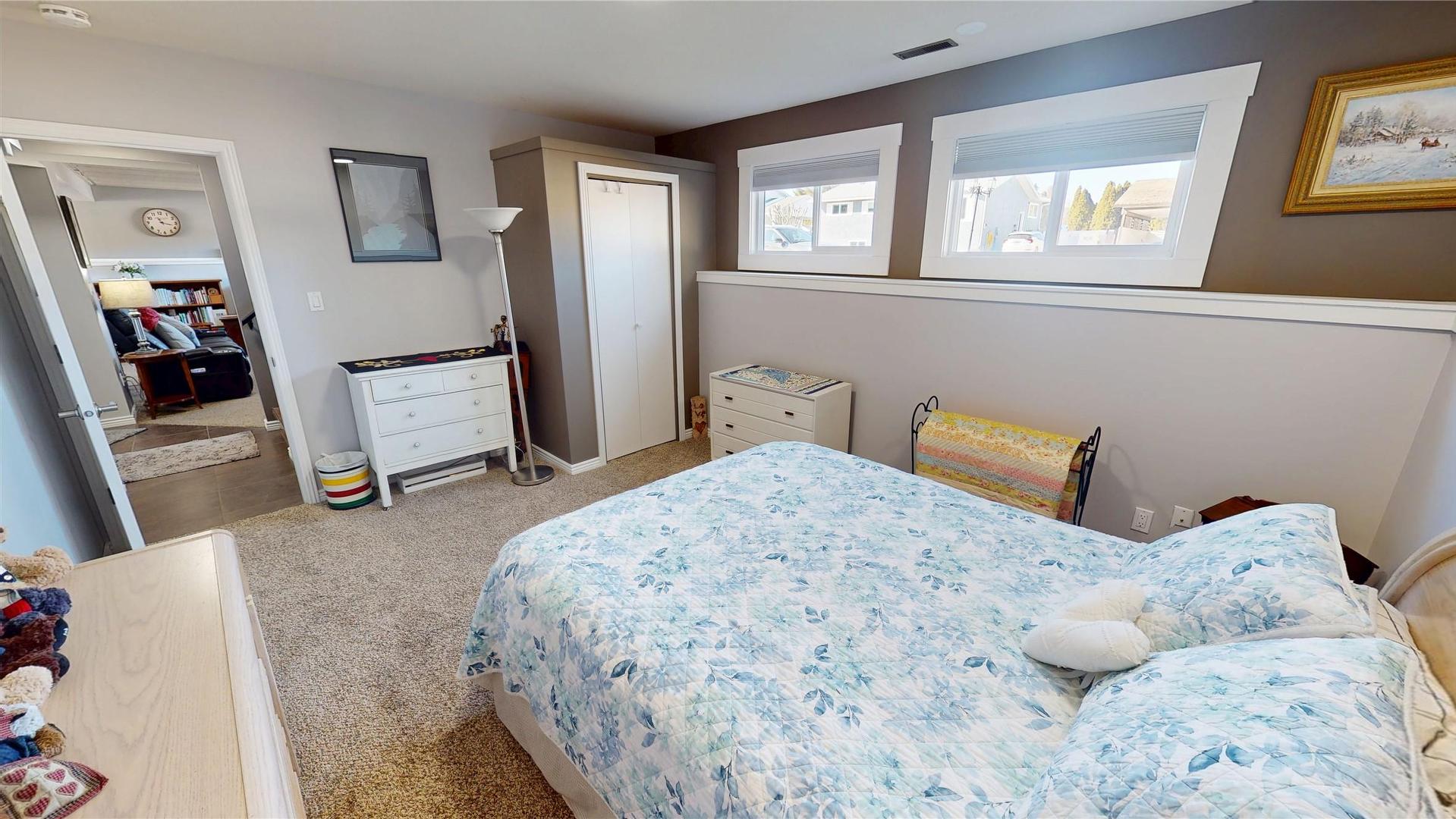 









320


22nd

Avenue,
Cranbrook,




BC
V1C 5K8

