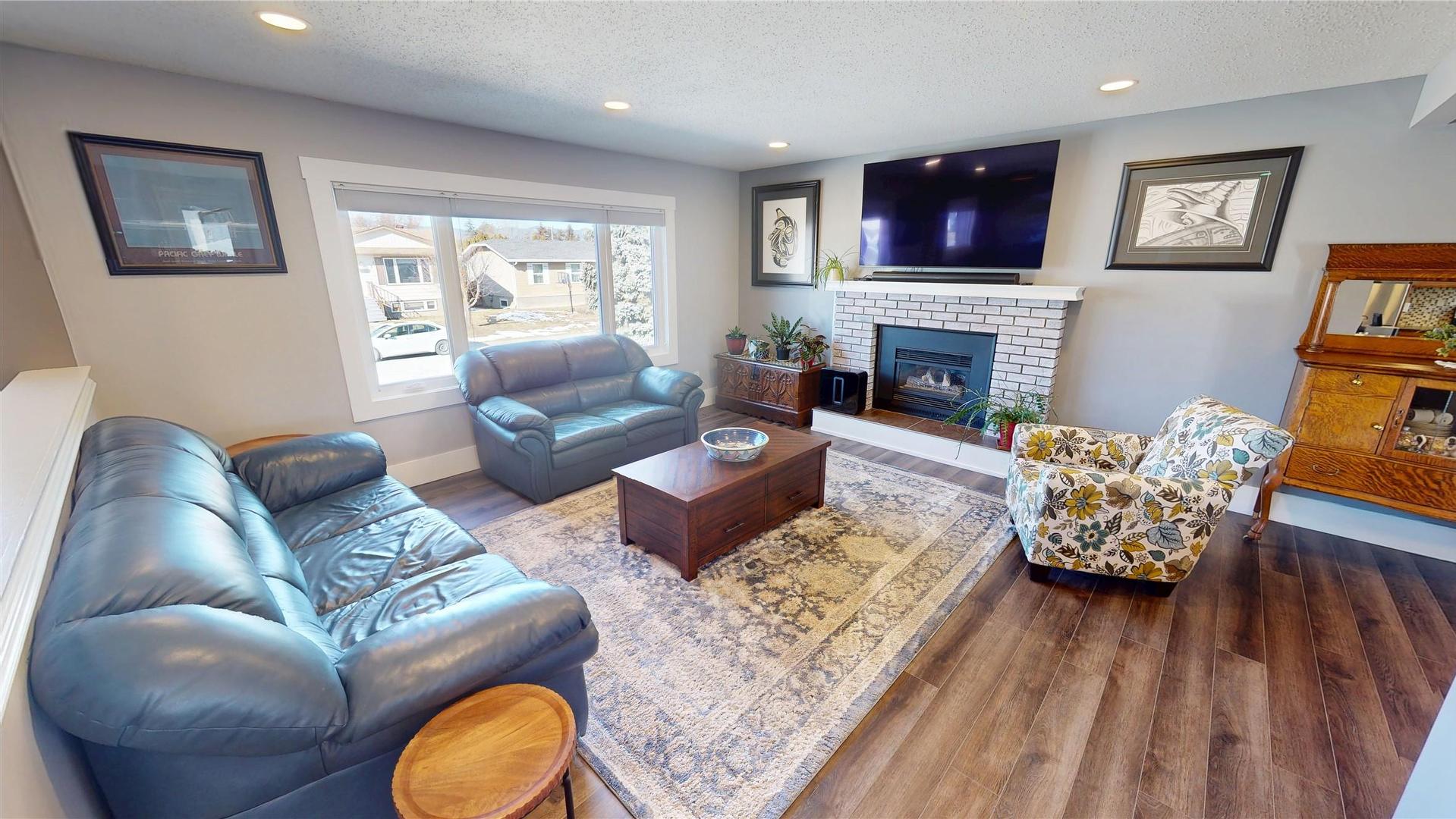 









320


22nd

Avenue,
Cranbrook,




BC
V1C 5K8

