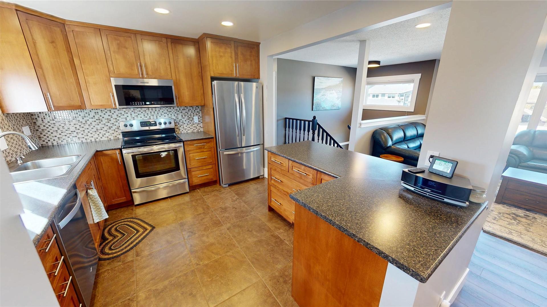 









320


22nd

Avenue,
Cranbrook,




BC
V1C 5K8

