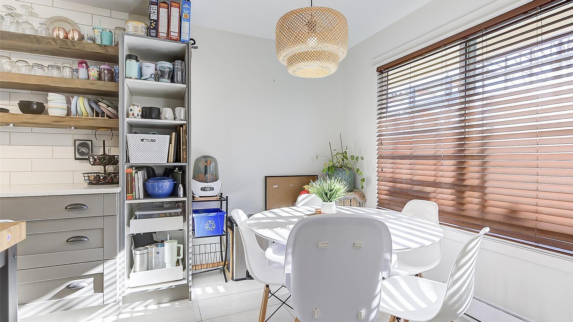 









290


Mills

Road, 101,
Kelowna,




BC
V1X 4G8

