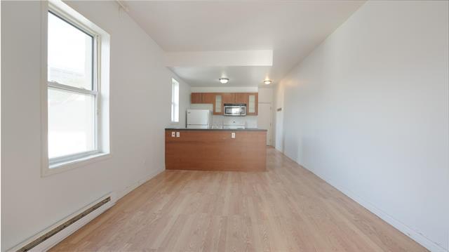 









722


Maryland

ST, 3,
Winnipeg,




MB
R3E 1W2

