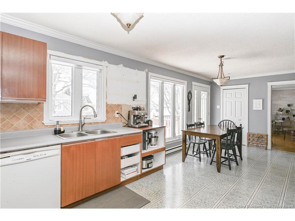 









132


Goupil

ST,
Shippagan,




NB
E8S 1W3

