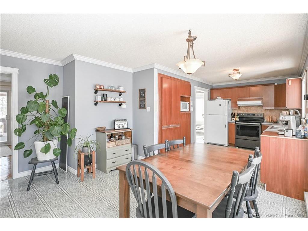 









132


Goupil

ST,
Shippagan,




NB
E8S 1W3

