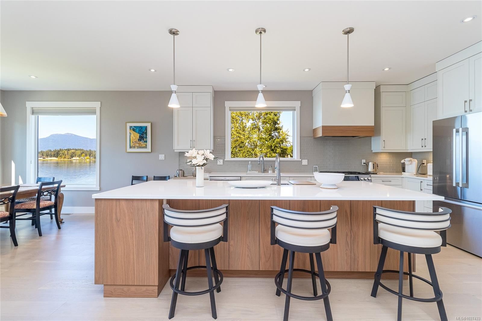 









1835


Westlock

Rd,
Duncan,




BC
V9L 0B8

