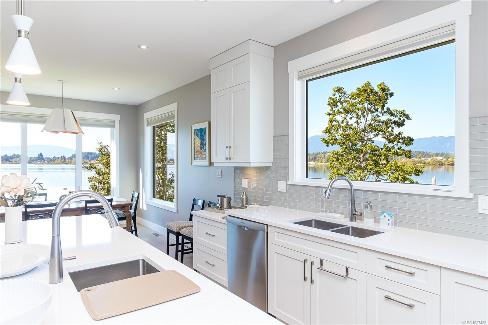 









1835


Westlock

Rd,
Duncan,




BC
V9L 0B8

