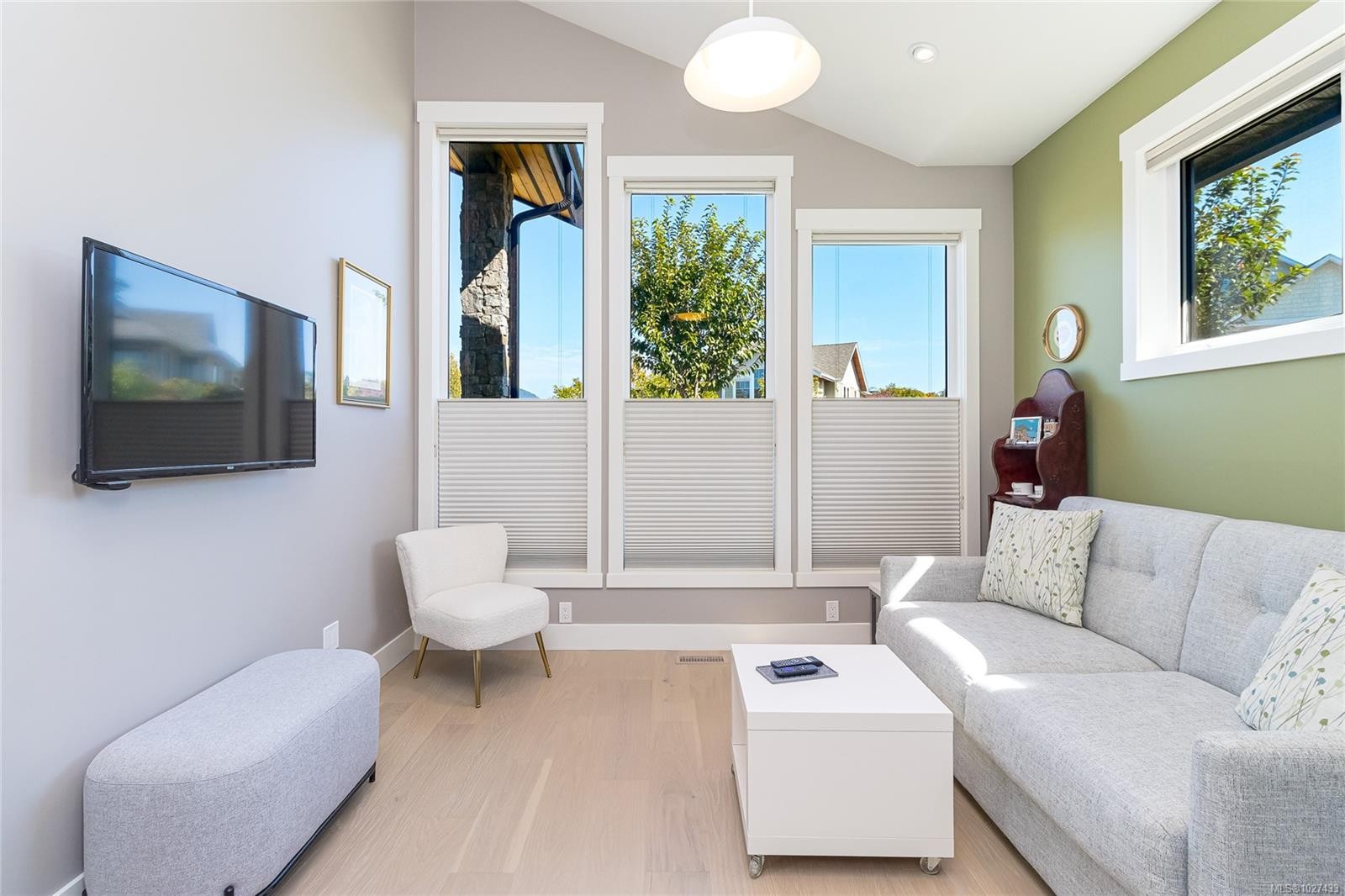 









1835


Westlock

Rd,
Duncan,




BC
V9L 0B8

