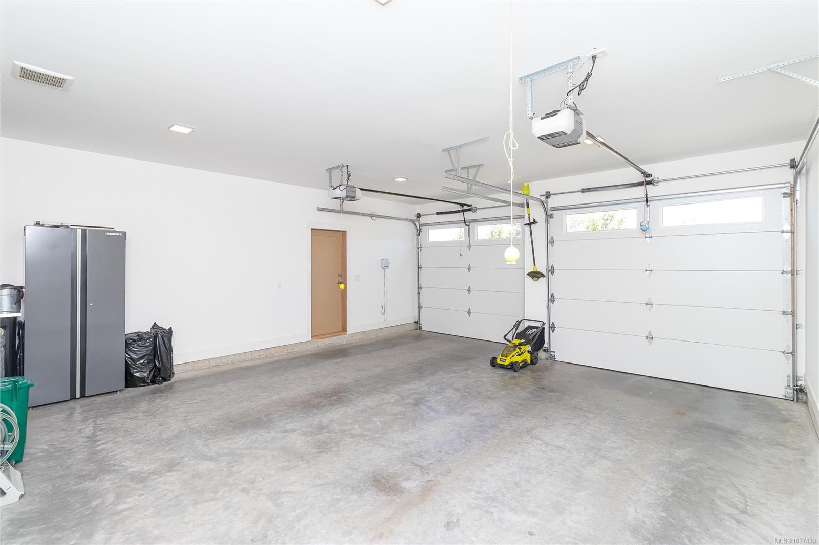 









1835


Westlock

Rd,
Duncan,




BC
V9L 0B8

