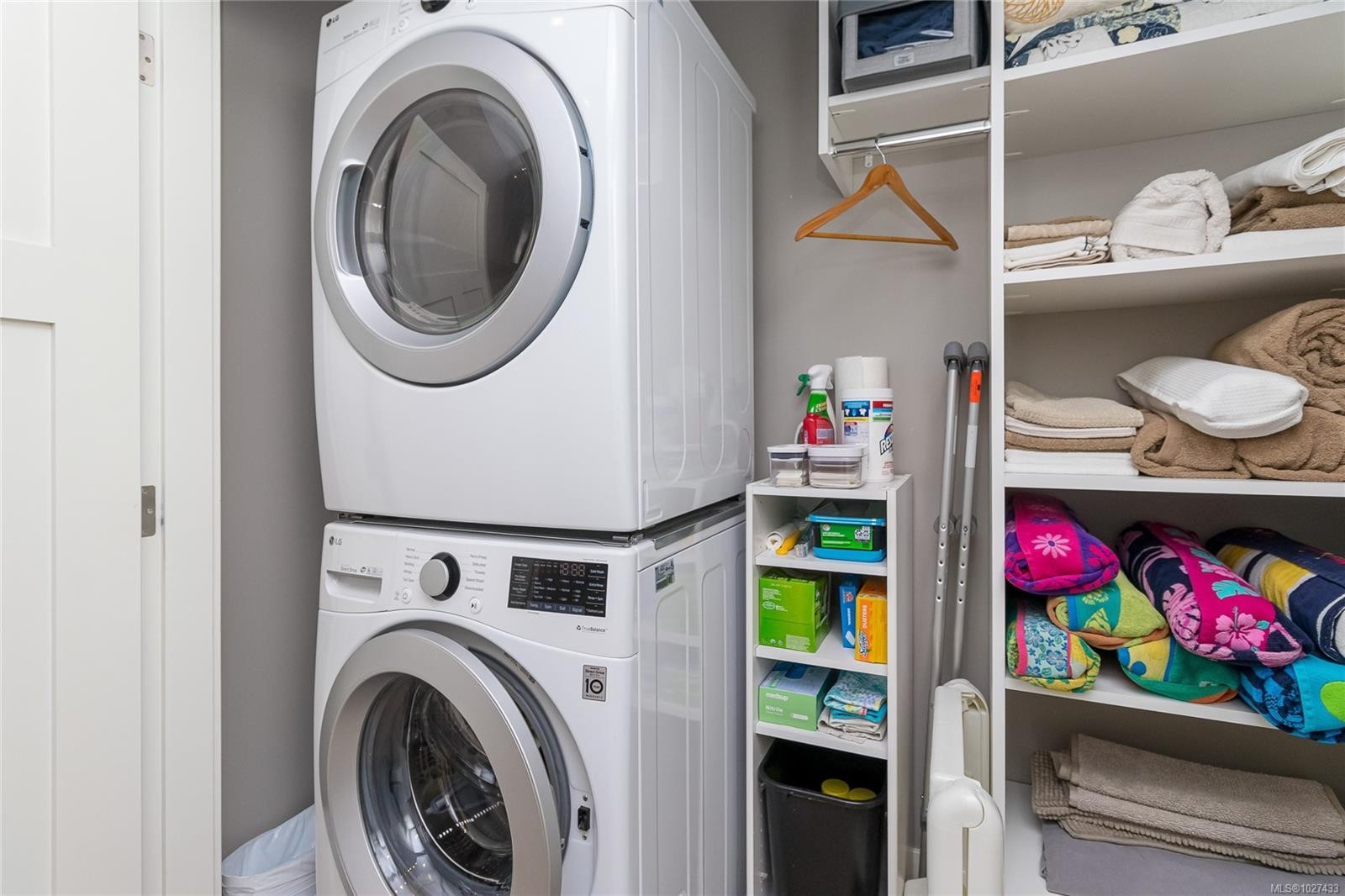 









1835


Westlock

Rd,
Duncan,




BC
V9L 0B8

