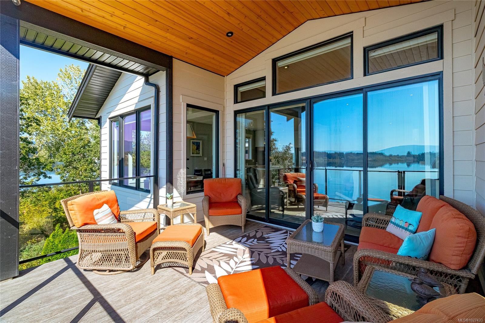 









1835


Westlock

Rd,
Duncan,




BC
V9L 0B8

