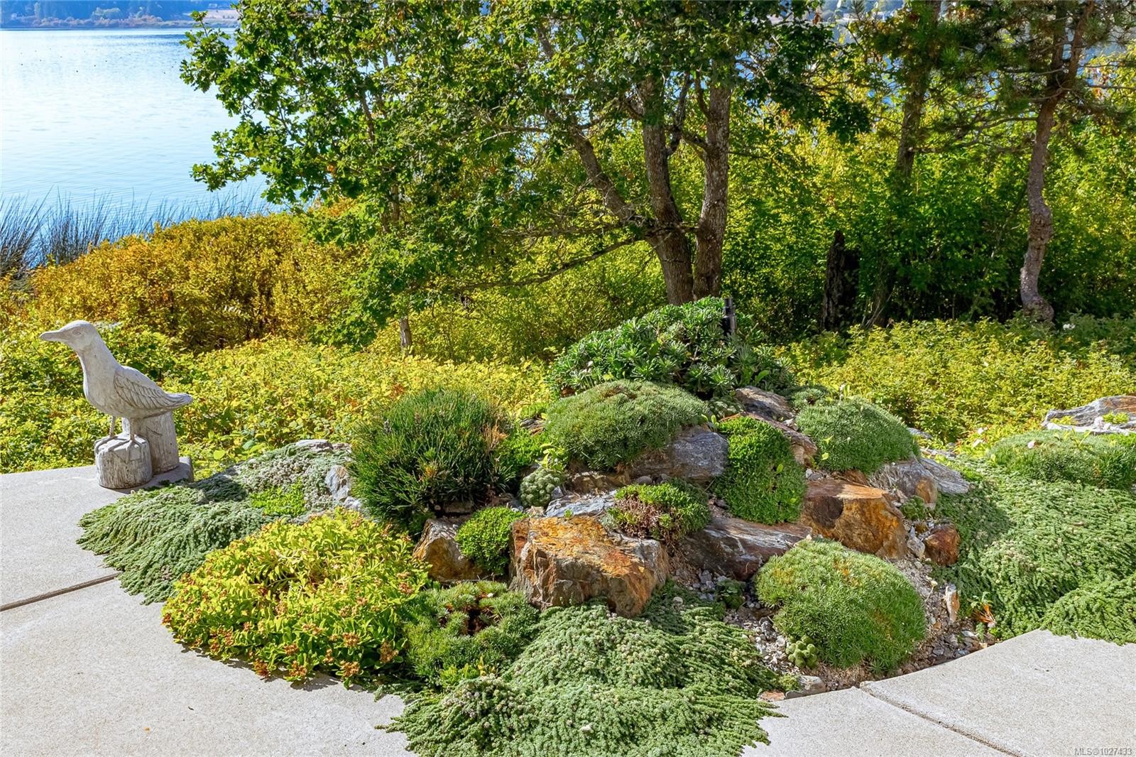 









1835


Westlock

Rd,
Duncan,




BC
V9L 0B8

