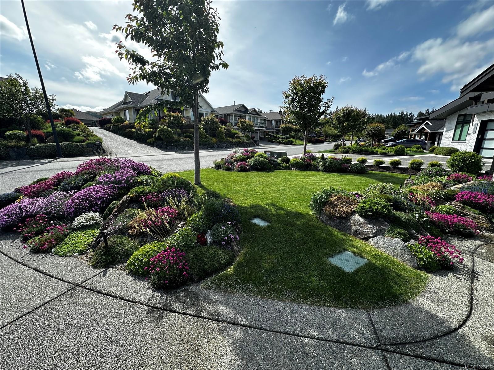 









1835


Westlock

Rd,
Duncan,




BC
V9L 0B8

