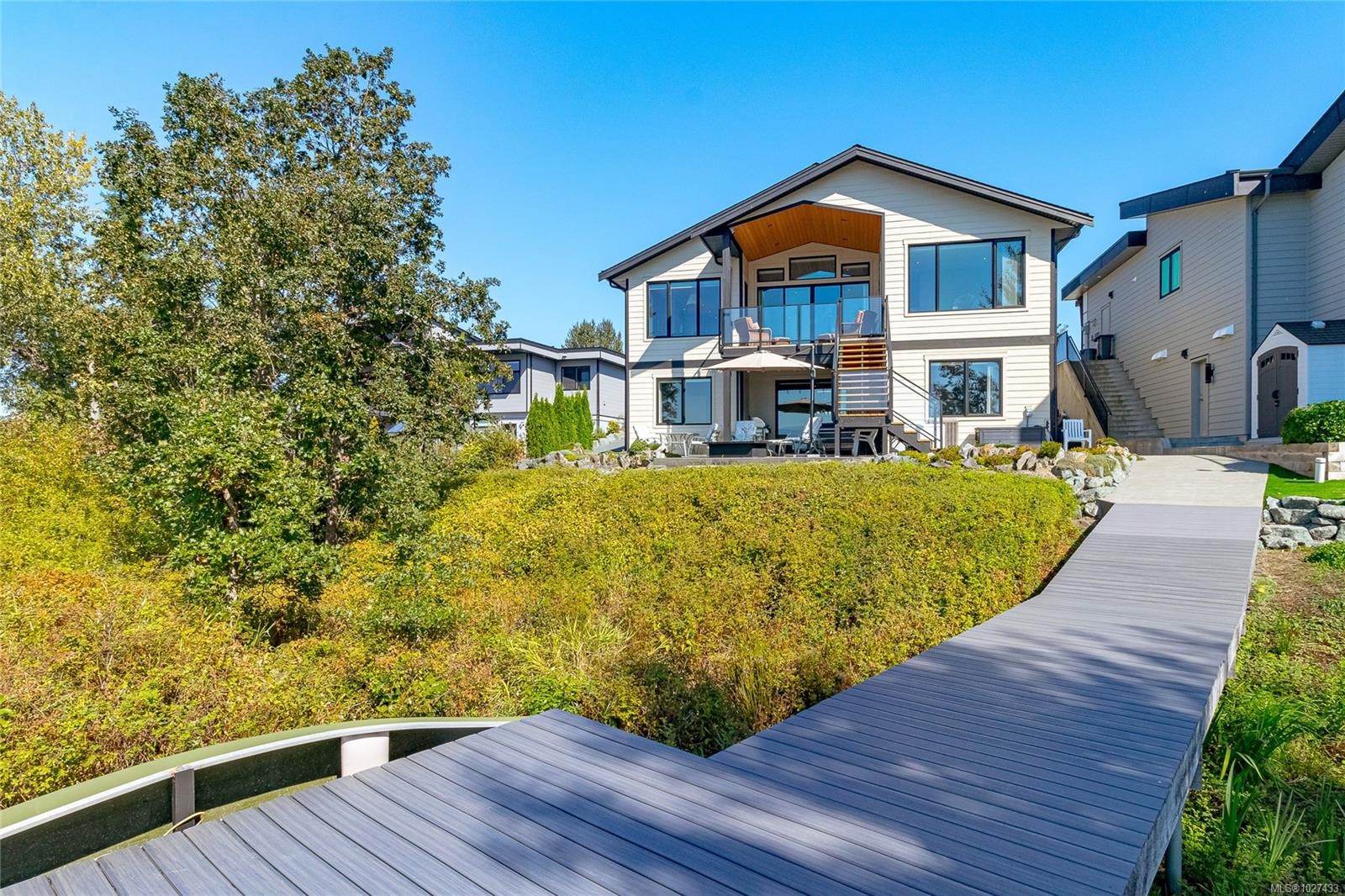 









1835


Westlock

Rd,
Duncan,




BC
V9L 0B8

