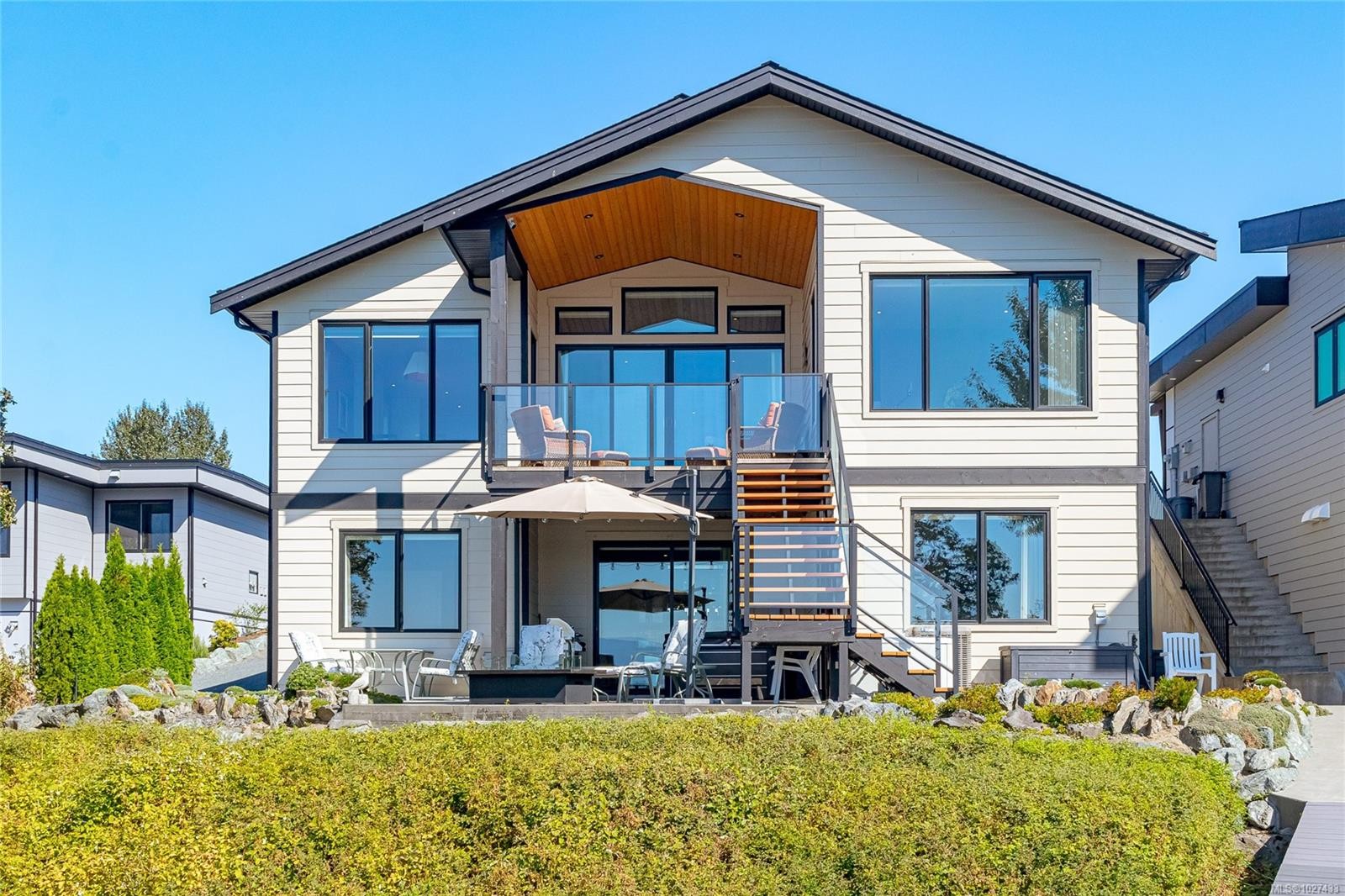 









1835


Westlock

Rd,
Duncan,




BC
V9L 0B8

