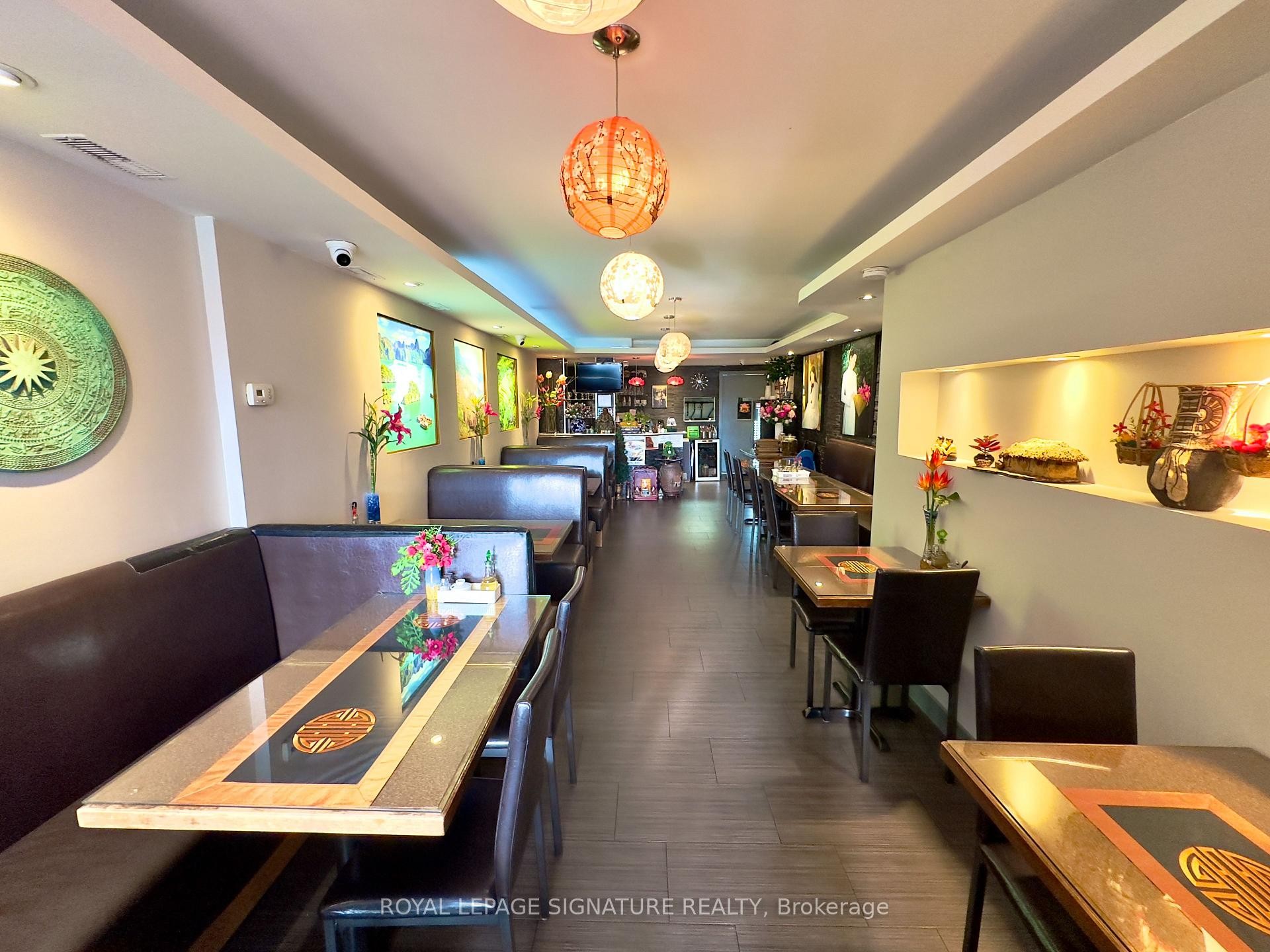 









1768


St Clair

Avenue West,
Toronto,




ON
M6N 1J3

