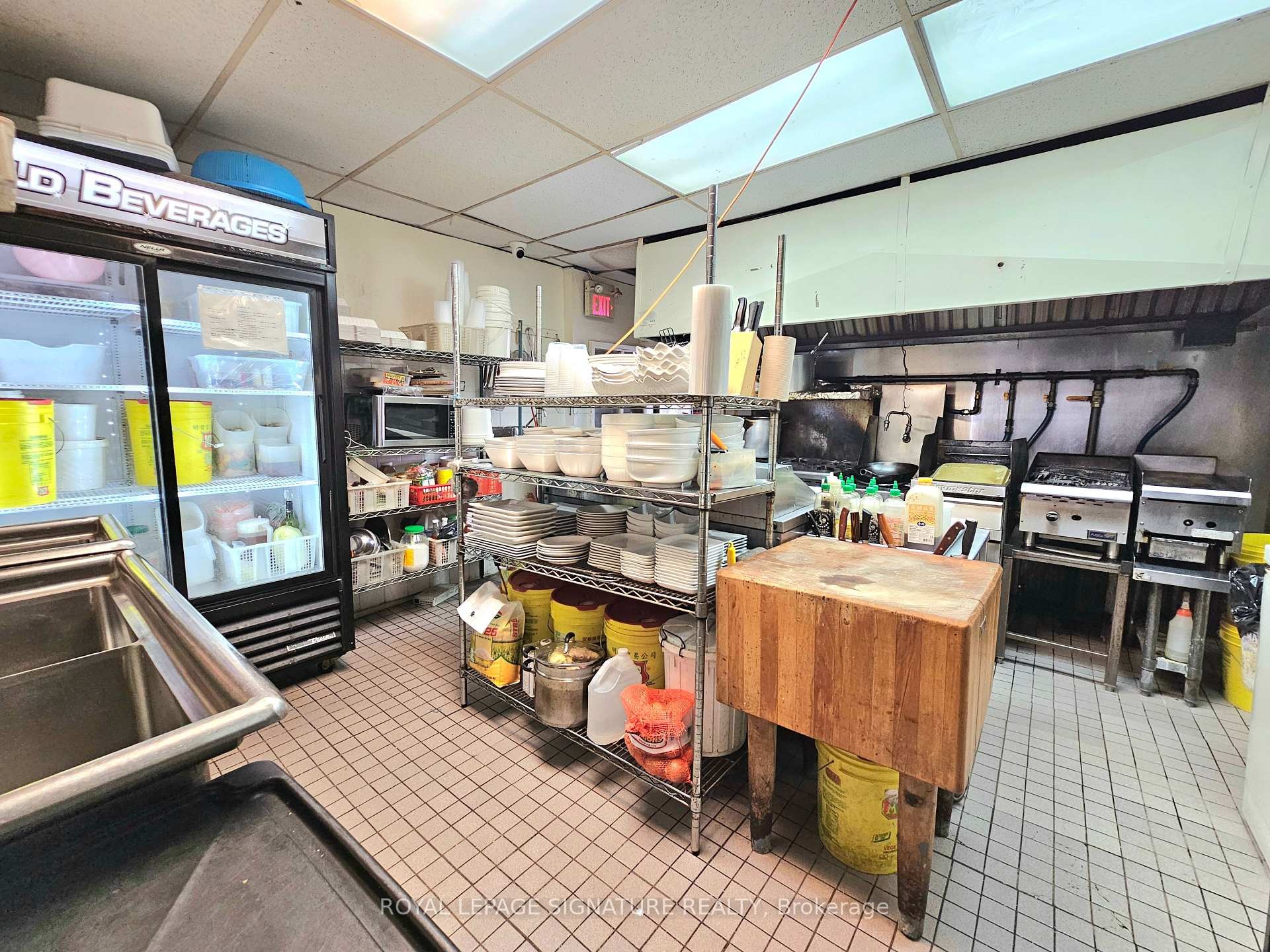 









1768


St Clair

Avenue West,
Toronto,




ON
M6N 1J3

