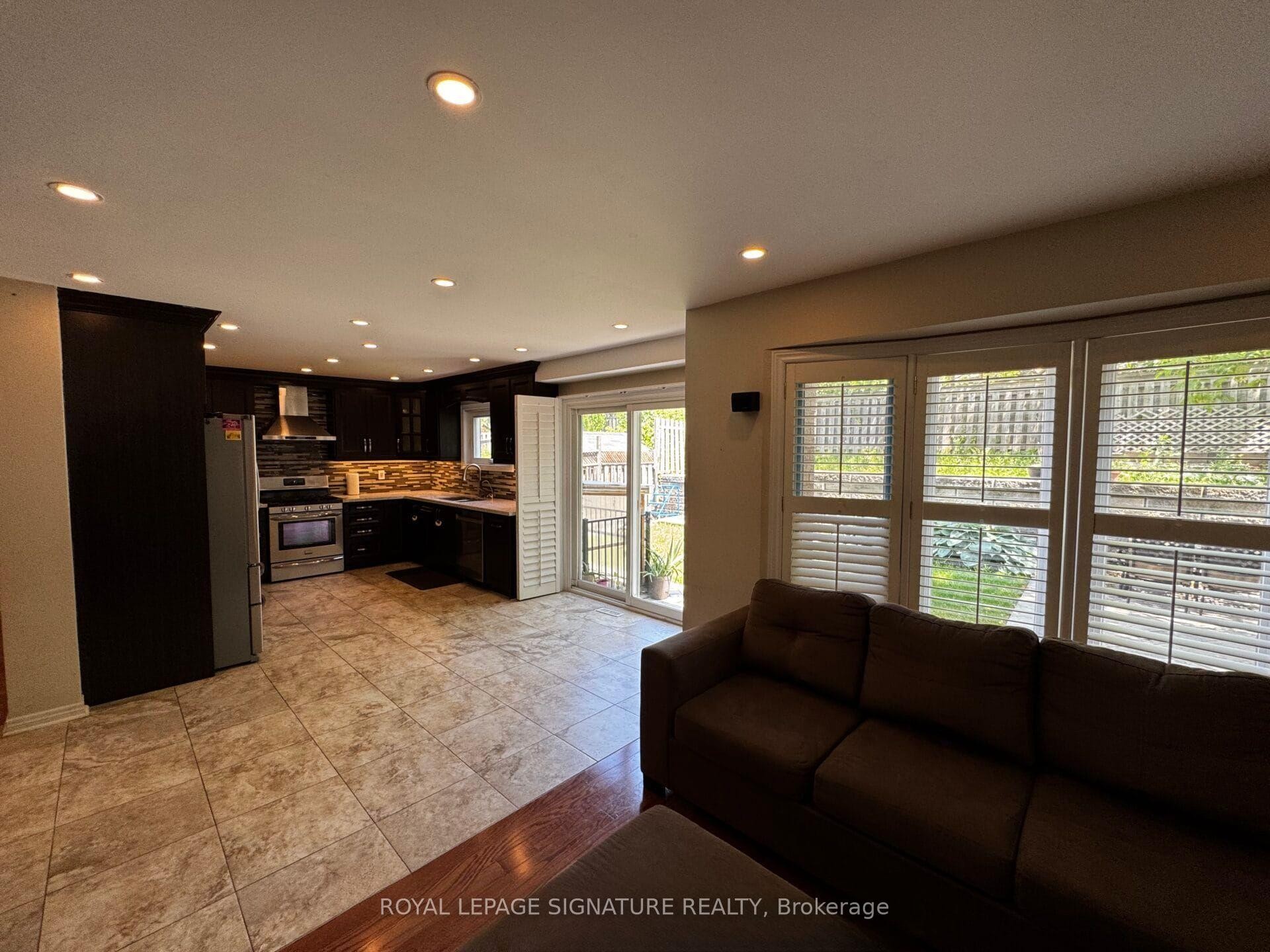 









5503


Landsborough

Avenue,
Mississauga,




ON
L5R 3X1

