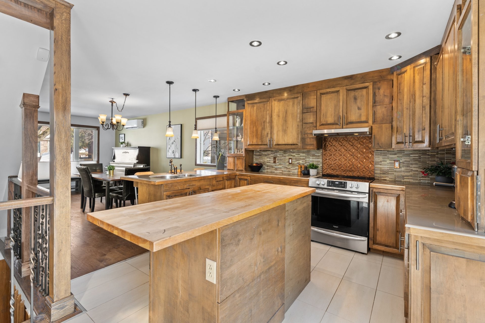 









34


Rue Pauline-Donalda

,
Montréal (Rivière-des-Prairies/Pointe-aux-Trembles),




QC
H1A4Z7

