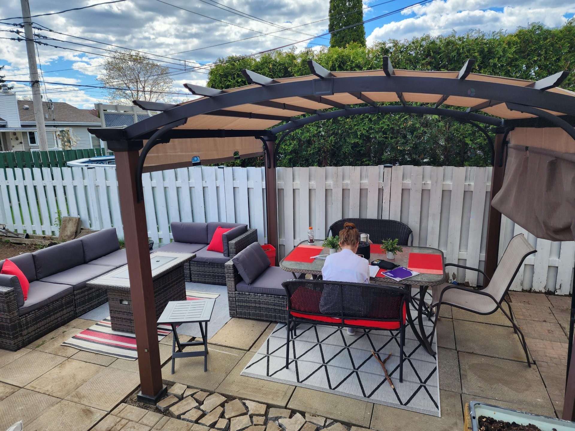 









34


Rue Pauline-Donalda

,
Montréal (Rivière-des-Prairies/Pointe-aux-Trembles),




QC
H1A4Z7

