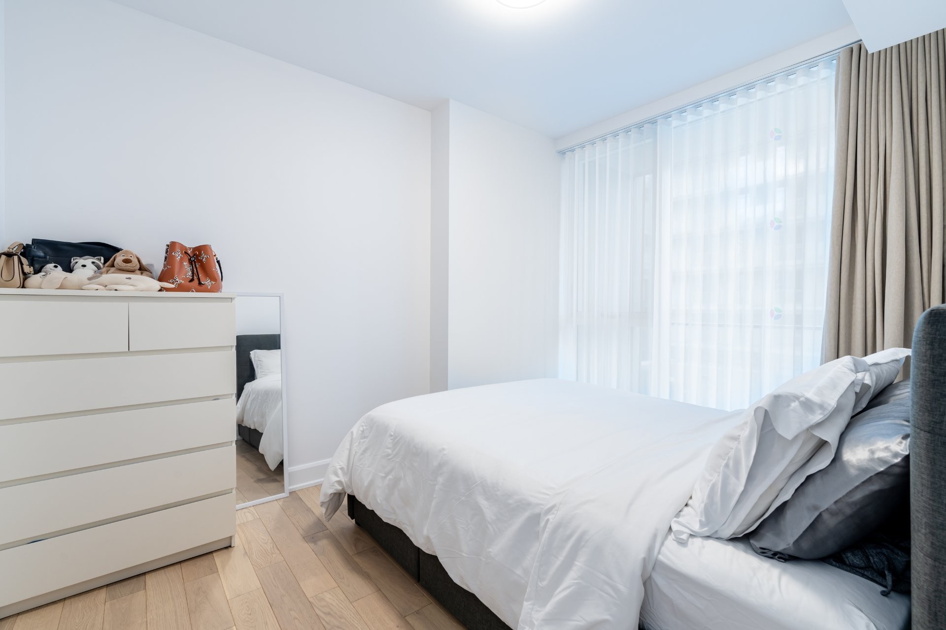 









1310


Boul. René-Lévesque O.

, 507,
Montréal (Ville-Marie),




QC
H3G0B7

