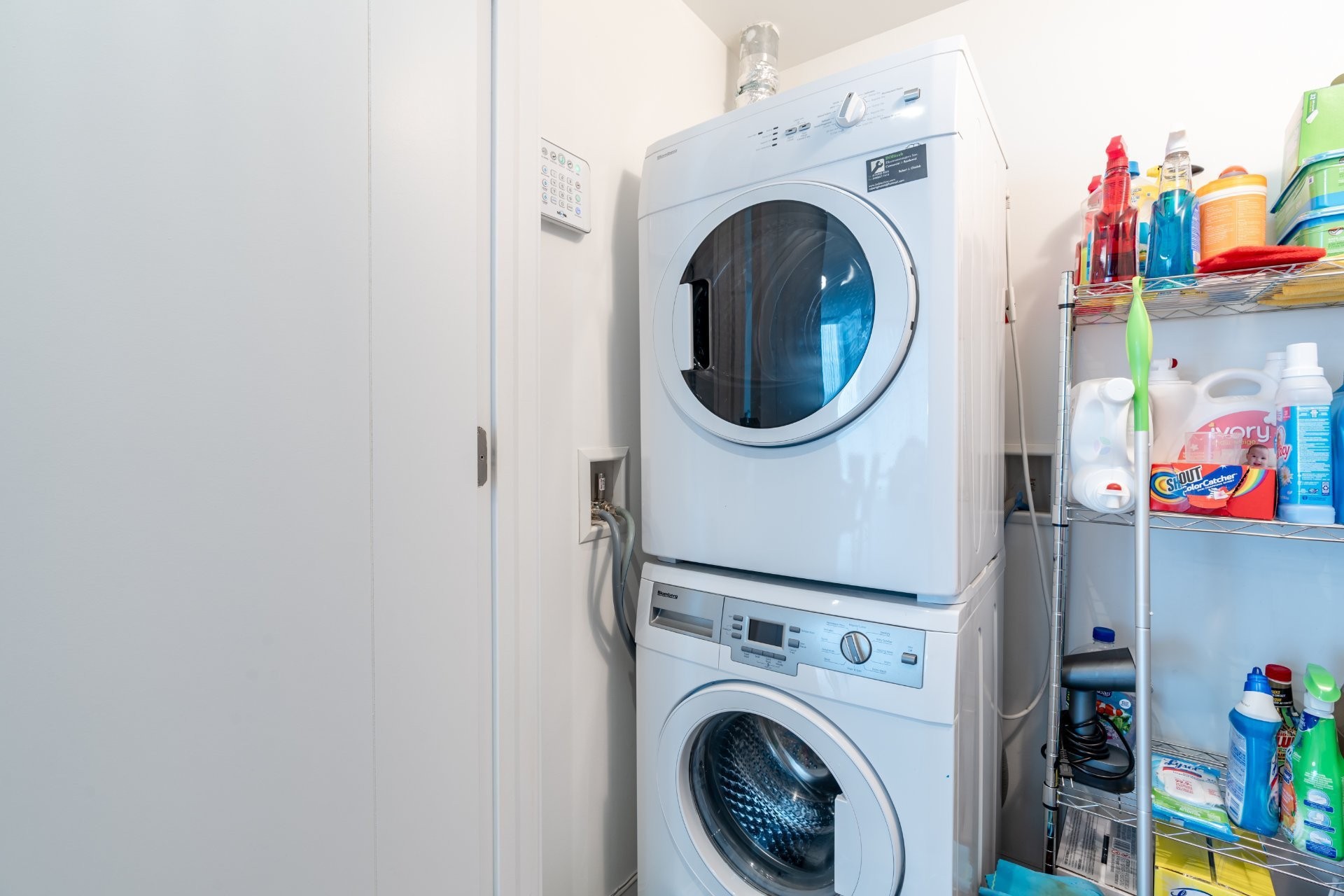 









1310


Boul. René-Lévesque O.

, 507,
Montréal (Ville-Marie),




QC
H3G0B7

