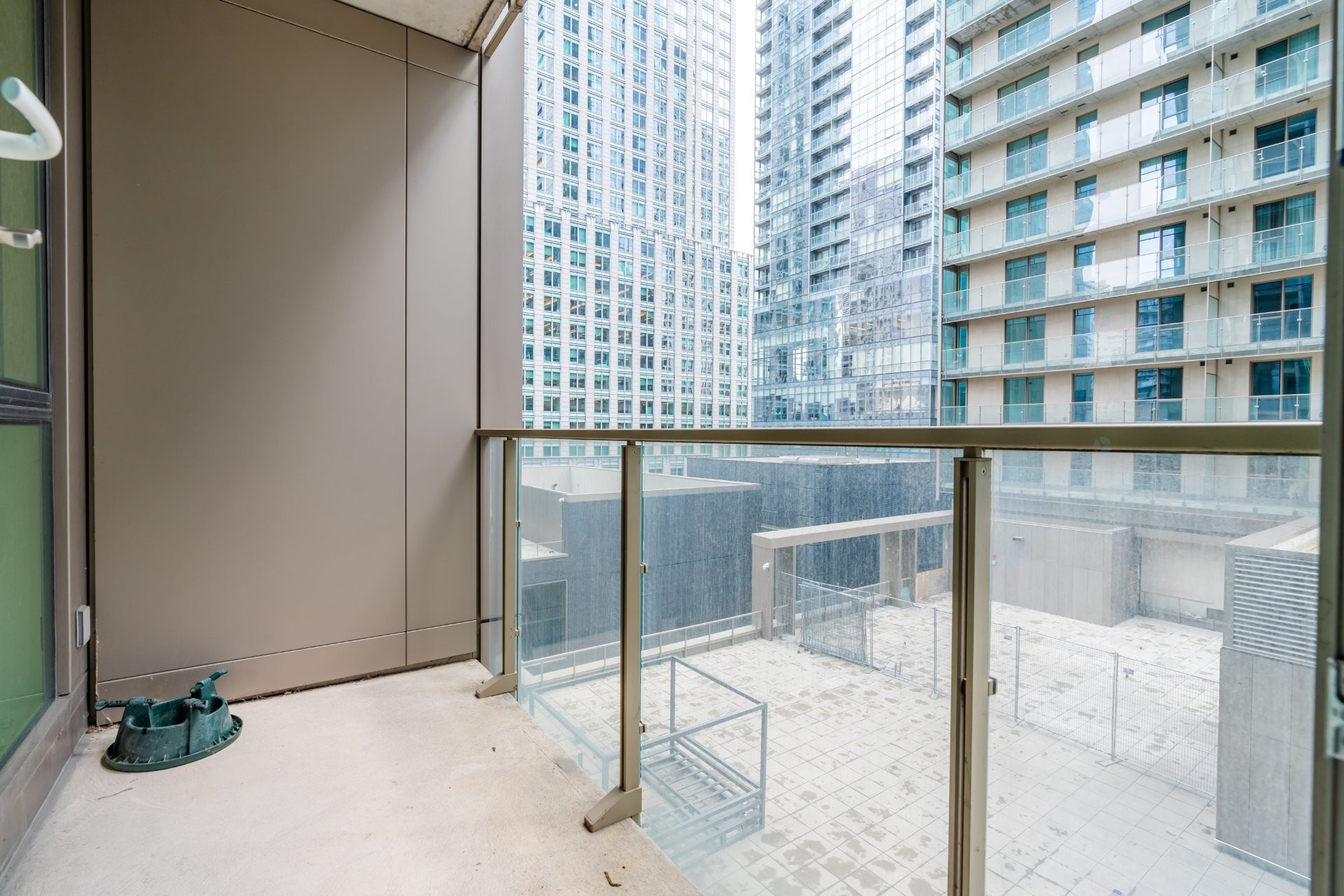 









1310


Boul. René-Lévesque O.

, 507,
Montréal (Ville-Marie),




QC
H3G0B7

