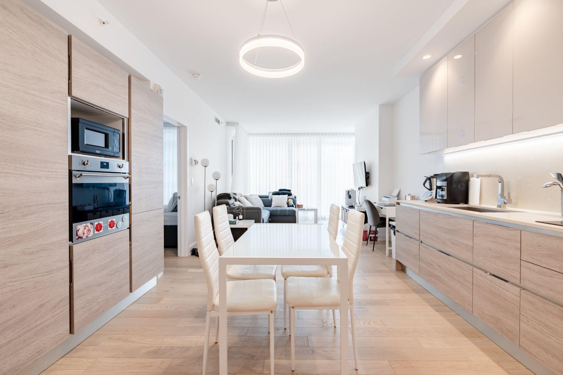 









1310


Boul. René-Lévesque O.

, 507,
Montréal (Ville-Marie),




QC
H3G0B7

