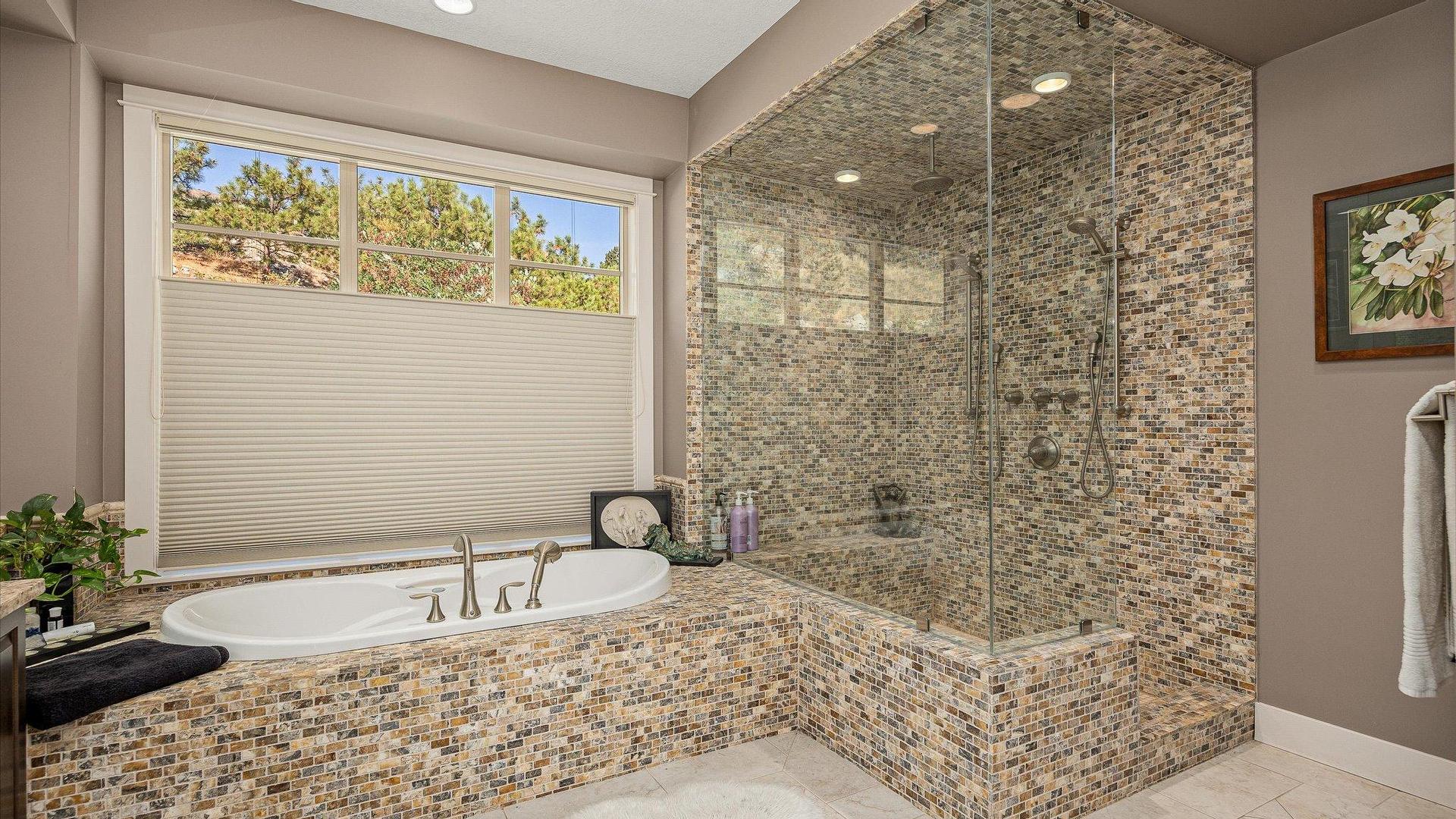 









5165


Trepanier Bench

Road, 205,
Peachland,




BC
V4T 3H5

