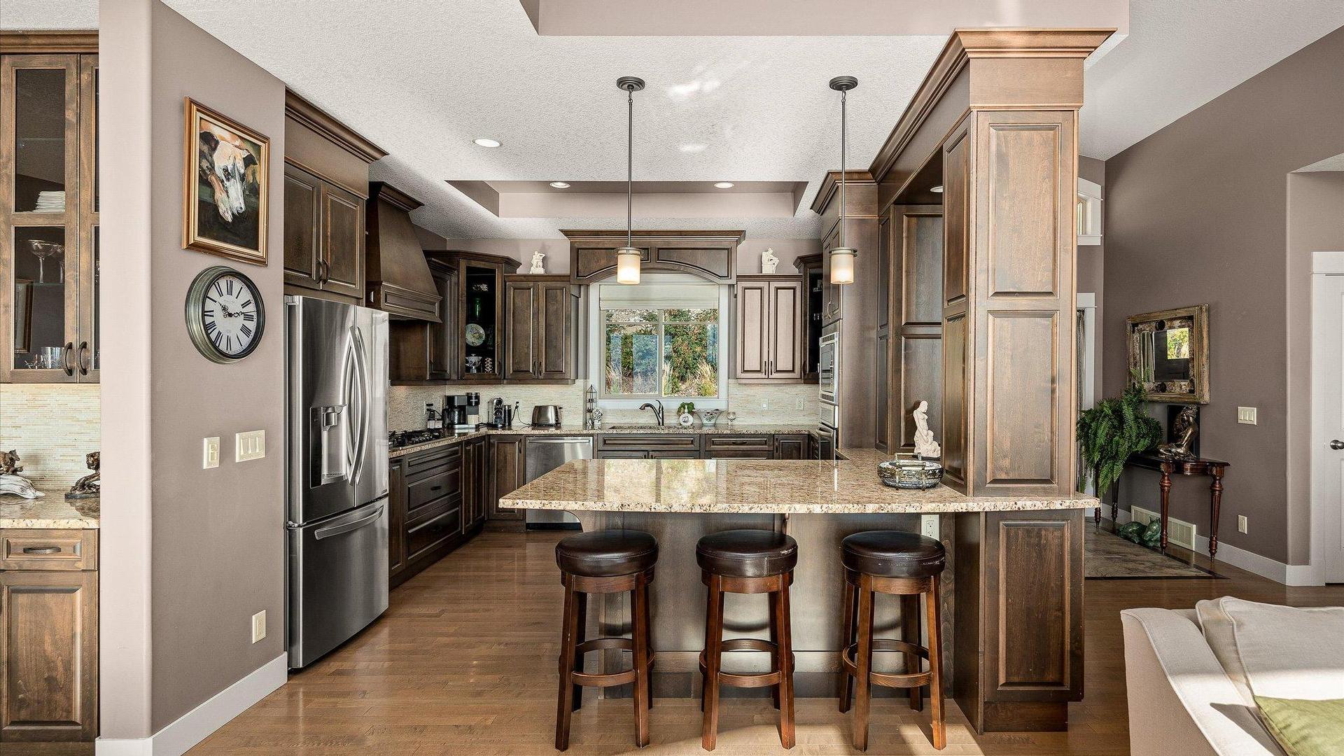 









5165


Trepanier Bench

Road, 205,
Peachland,




BC
V4T 3H5

