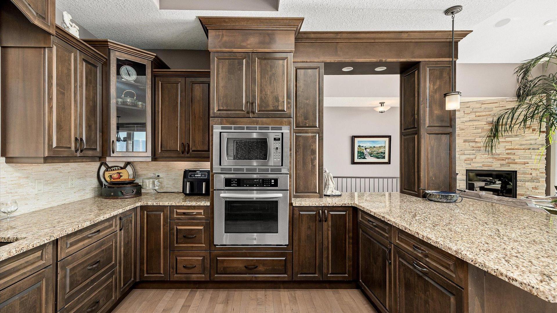 









5165


Trepanier Bench

Road, 205,
Peachland,




BC
V4T 3H5

