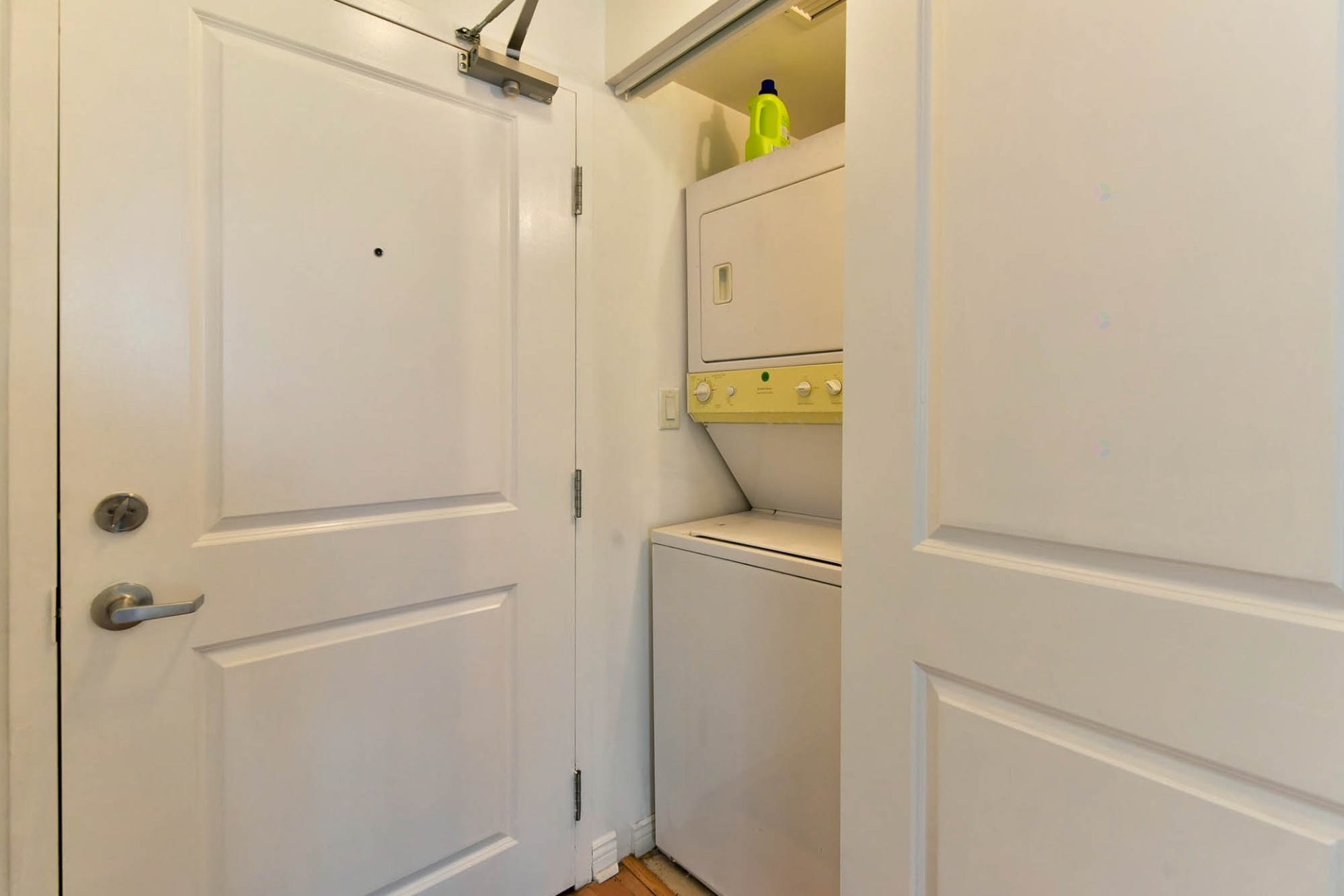 









1225


Rue Notre-Dame O.

, 306,
Montréal (Ville-Marie),




QC
H3C6S3

