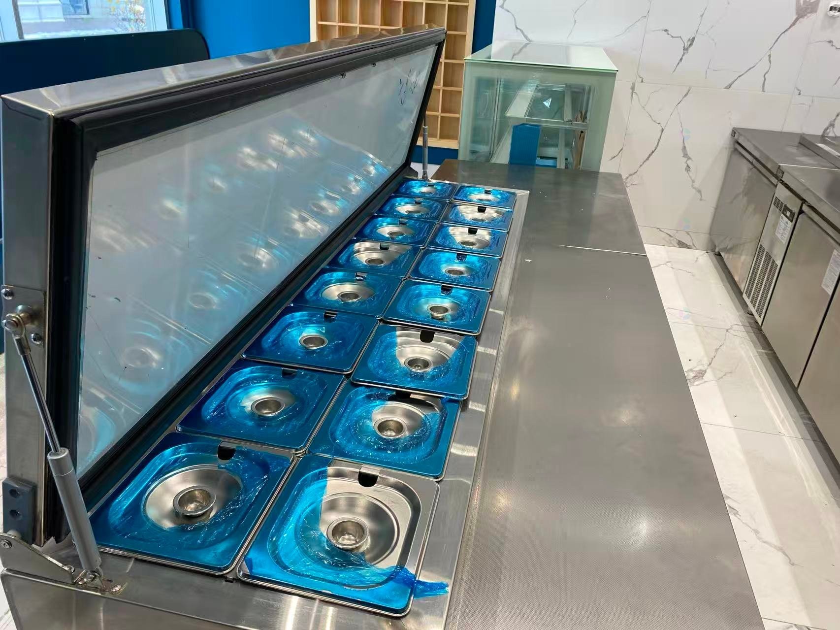 









855


Boul. Décarie

, 103,
Montréal (Saint-Laurent),




QC
H4L3L7

