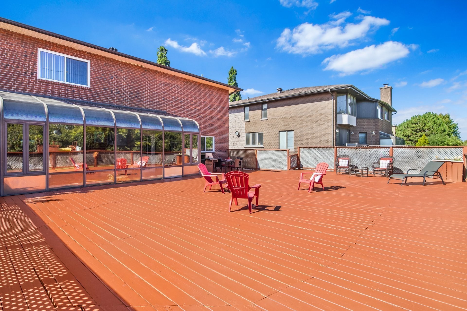 









5901


Av. Brandeis

,
Côte-Saint-Luc,




QC
H4W3B2

