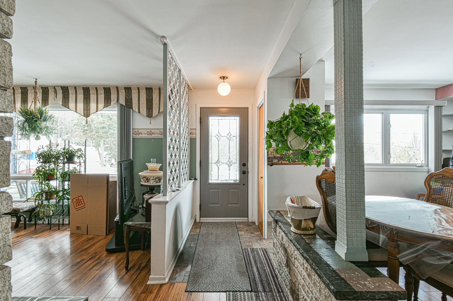 









80


Rue Campeau

,
Sainte-Adèle,




QC
J8B2P1

