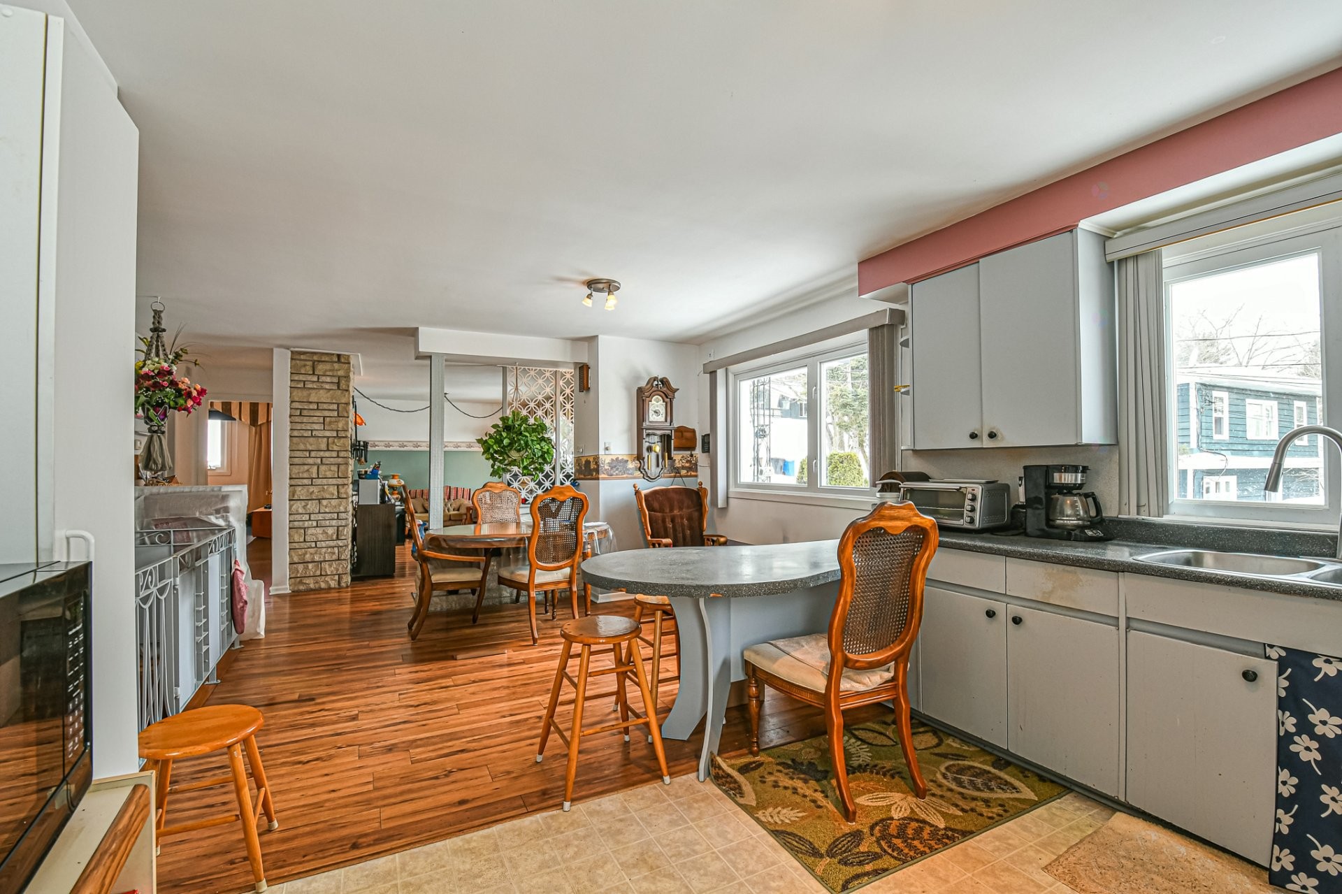 









80


Rue Campeau

,
Sainte-Adèle,




QC
J8B2P1

