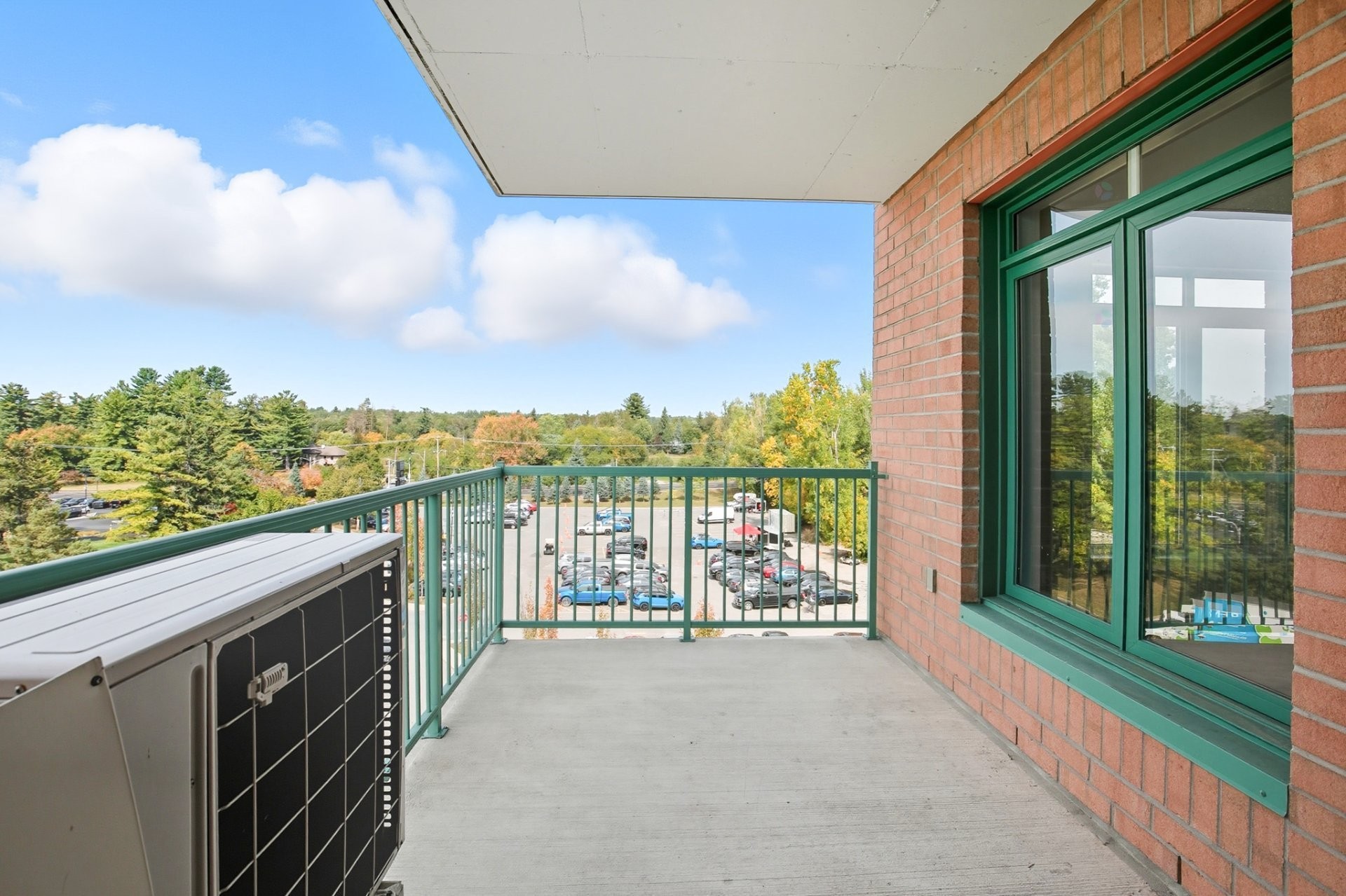 









1180


Ch. d'Aylmer

, 512,
Gatineau (Aylmer),




QC
J9H0G5

