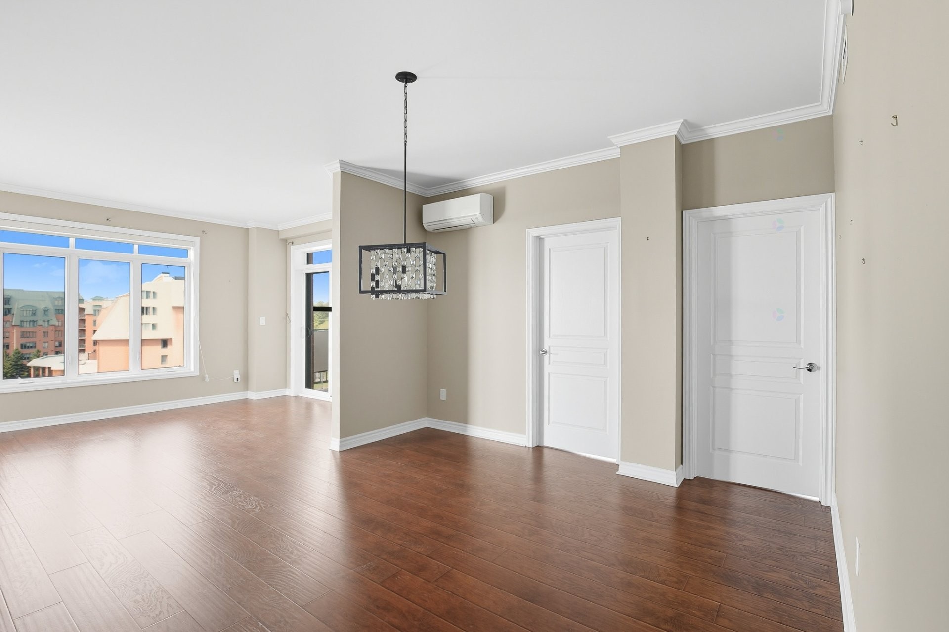 









1180


Ch. d'Aylmer

, 512,
Gatineau (Aylmer),




QC
J9H0G5

