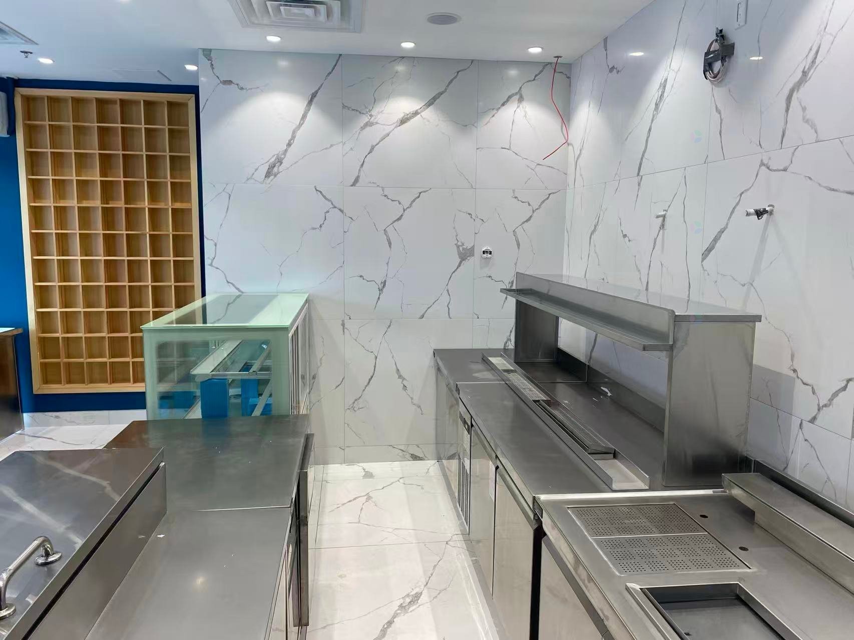 









855


Boul. Décarie

, 103,
Montréal (Saint-Laurent),




QC
H4L3L7

