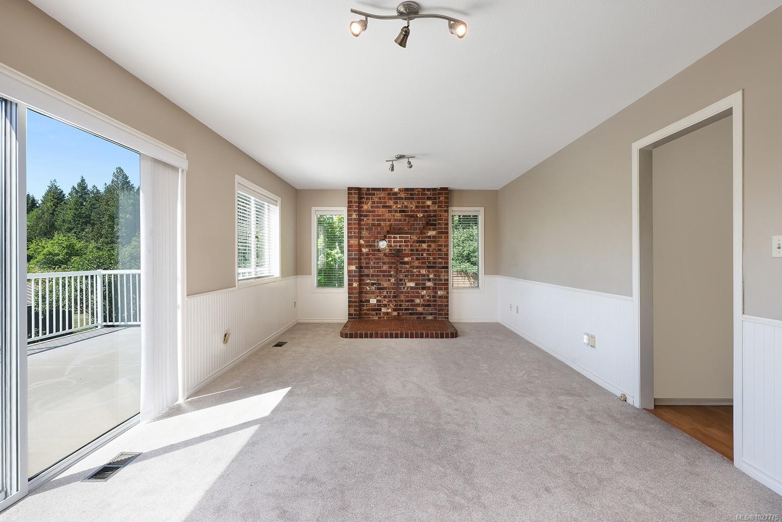 









2099


Idiens

Way,
Comox,




BC
V9M 3Y9

