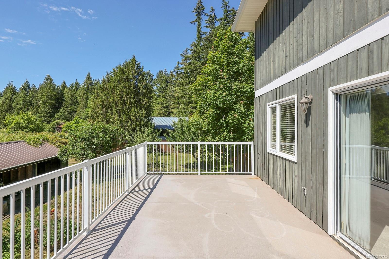 









2099


Idiens

Way,
Comox,




BC
V9M 3Y9

