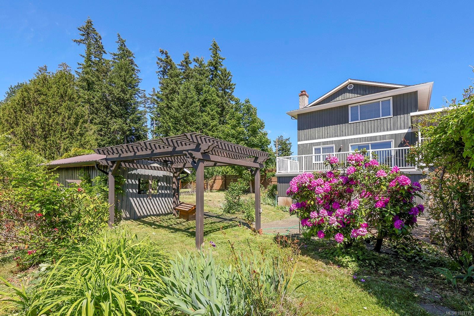 









2099


Idiens

Way,
Comox,




BC
V9M 3Y9

