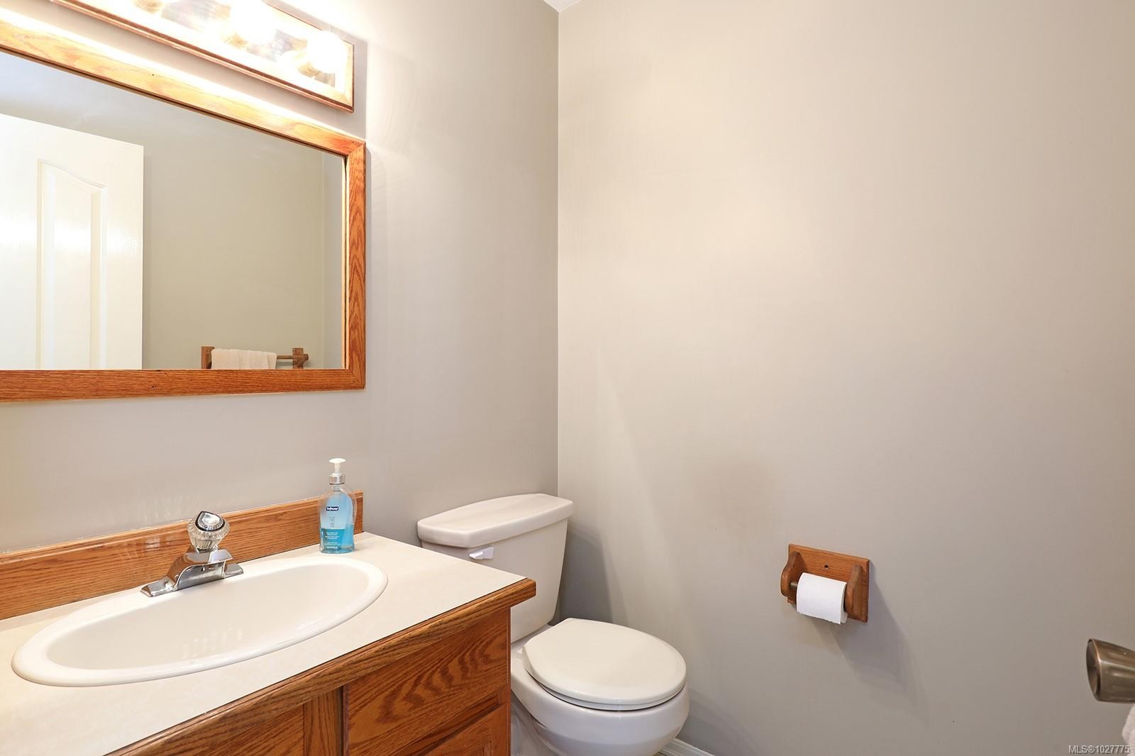 









2099


Idiens

Way,
Comox,




BC
V9M 3Y9

