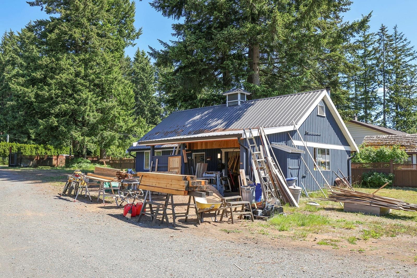 









2099


Idiens

Way,
Comox,




BC
V9M 3Y9

