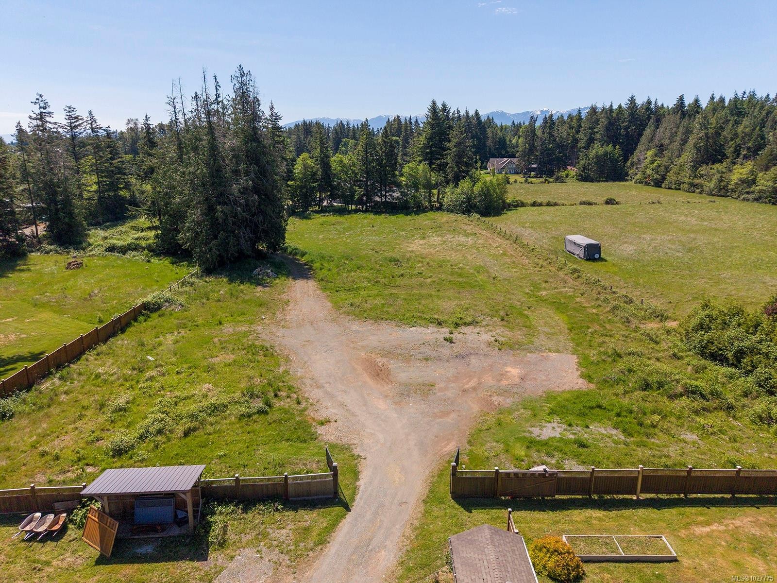 









2099


Idiens

Way,
Comox,




BC
V9M 3Y9

